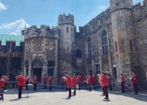 Concert-At-Berkeley-Castle-4
